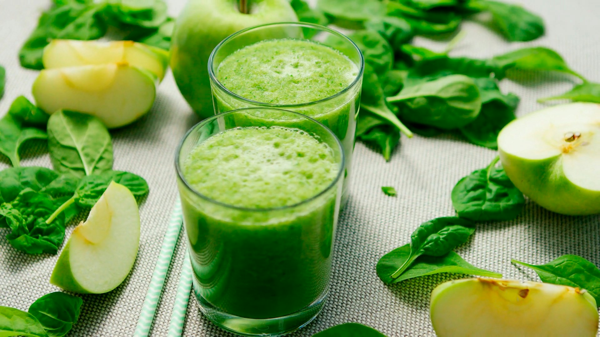 2 Green Smoothies